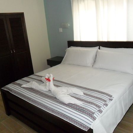 Jans Hotel Caye Caulker Zewnętrze zdjęcie