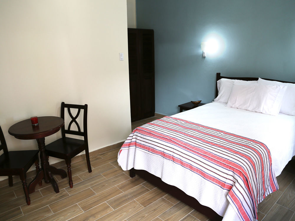 Jans Hotel Caye Caulker Zewnętrze zdjęcie