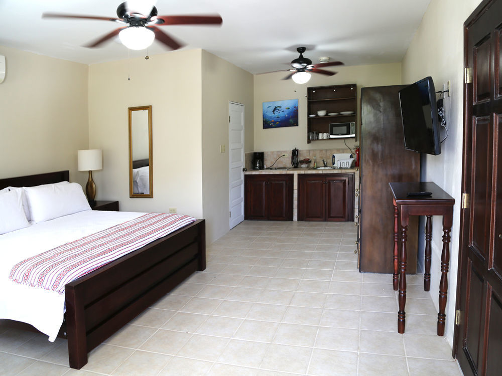 Jans Hotel Caye Caulker Zewnętrze zdjęcie